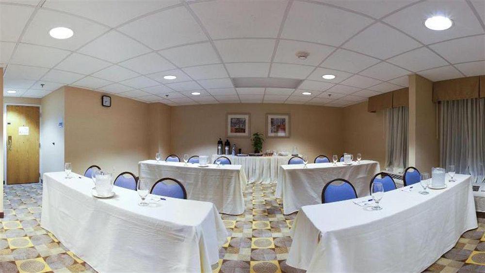 Holiday Inn Express Wilkes Barre East By Ihg Екстериор снимка